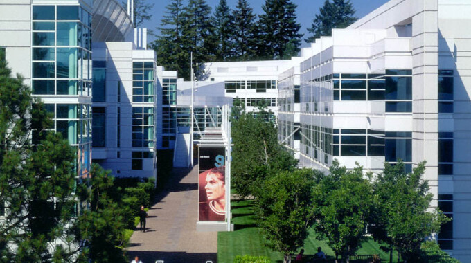 Copyright © 2001 Richard H. Strode - Strode Photographic LLC - 503.236.8230
Nike World Headquarters - North Campus
Beaverton, Oregon
Thompson Vaivoda Associates, Architects
IMAGE 1600.10200 ALL RIGHTS RESERVED